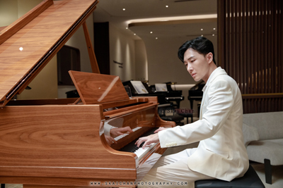 Indoor Music Photoshoot @ Steinway & Sons (ION Orchard) Indoor Music Photoshoot - Leonard Lye